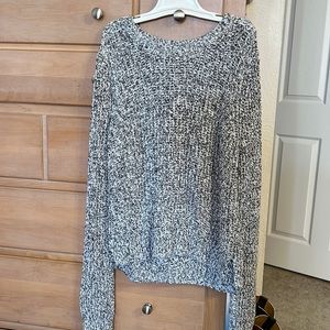 H&M grey sweater